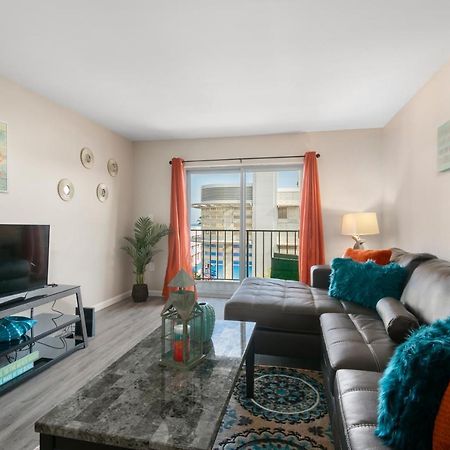 2 Bedroom 2 Bath With Patio On 11Th Collins Ave Miami Beach Exterior photo